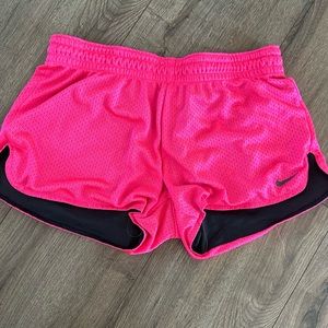🩷 Nike Shorts